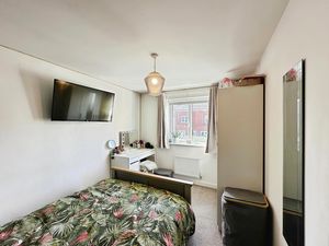 Photo 6- click for photo gallery